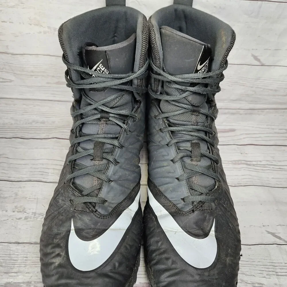 Nike force savage